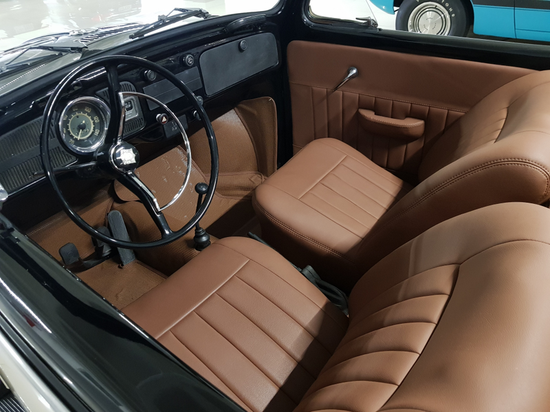 This Beetle convertible was so lovely. Black/cream duo-tone, tan interior, impeccable state as well